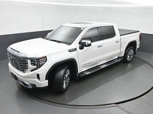 Used 2023 GMC Sierra 1500 Denali AWD/4WD image 34