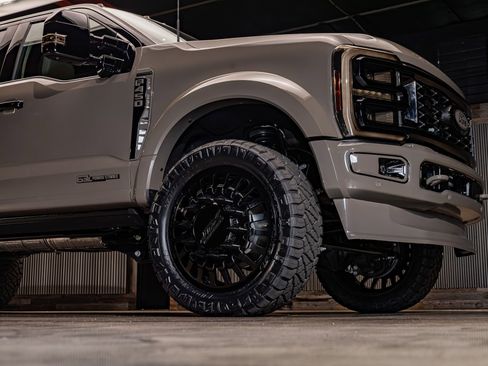 Used 2026 Ford F450 Platinum AWD/4WD image 16