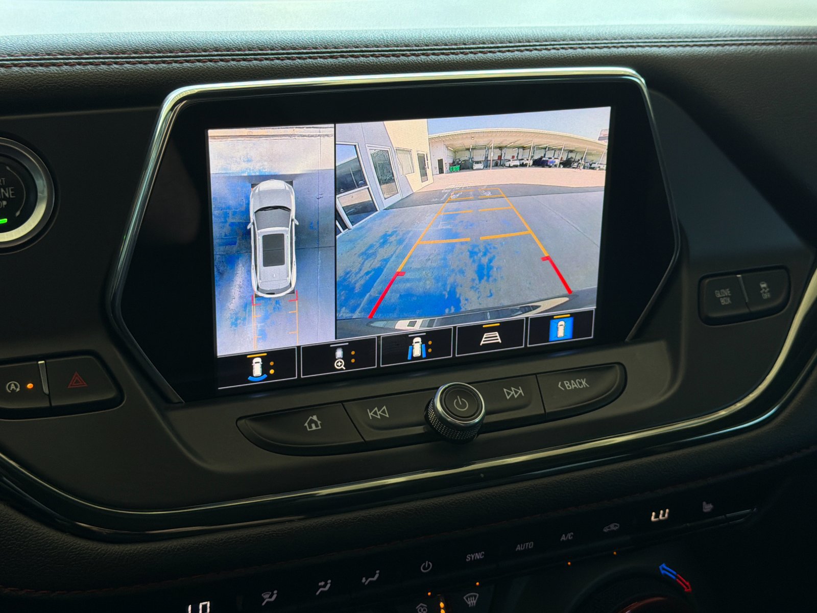 Used 2021 Chevrolet Blazer RS w/ Driver Confidence II Package FWD image 18