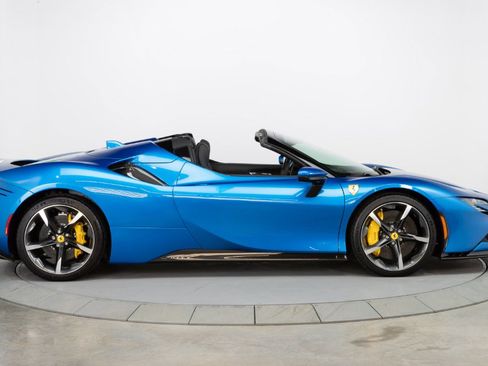 Certified 2024 Ferrari SF90 Spider image 8