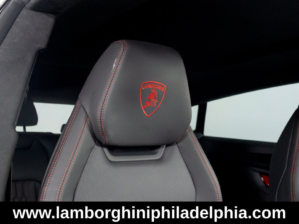 Used 2026 Lamborghini Urus SE AWD/4WD image 45