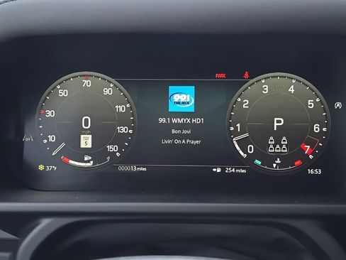 New 2026 Land Rover Defender 130 X-Dynamic SE AWD/4WD image 15