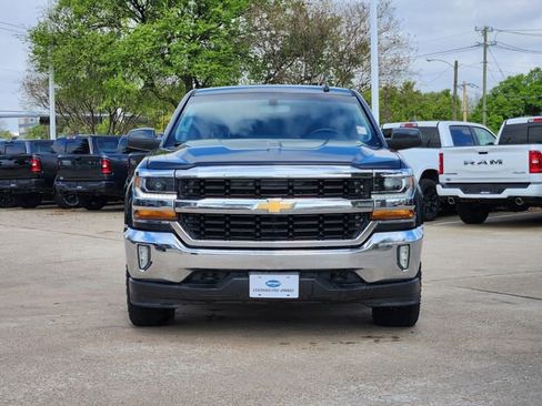 Used 2017 Chevrolet Silverado 1500 LT w/ All Star Edition AWD/4WD image 2