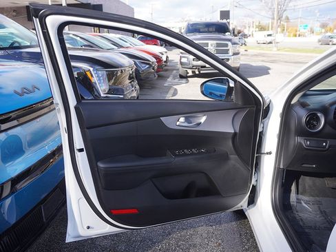 Used 2023 Kia Forte LXS image 20