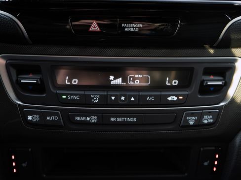 Certified 2025 Honda Ridgeline TrailSport+ image 31