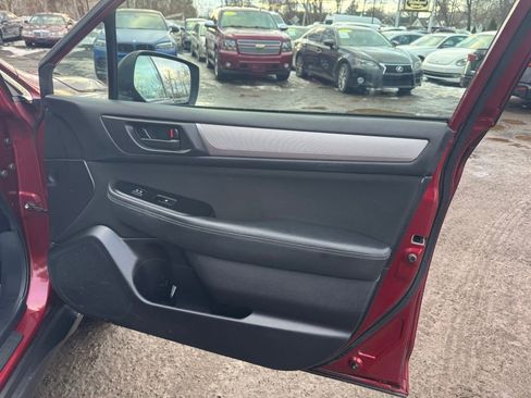 Used 2017 Subaru Outback 2.5i image 22