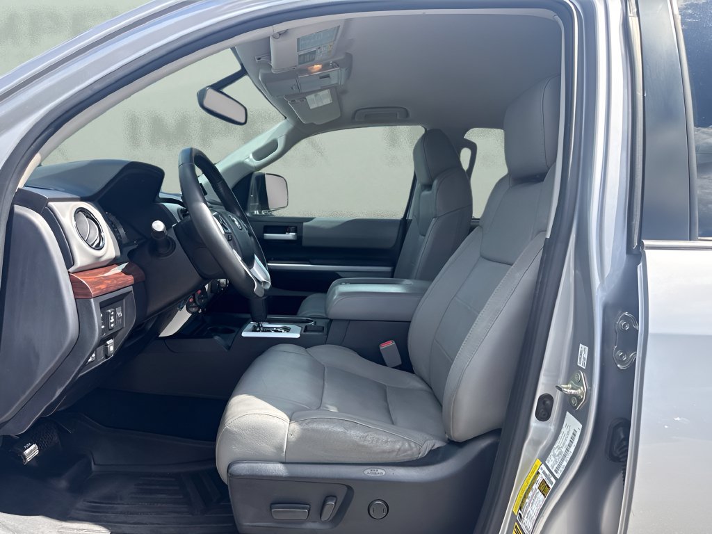 Used 2017 Toyota Tundra Limited AWD/4WD image 9