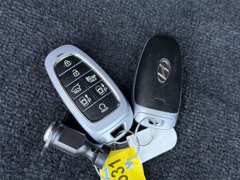 Used 2022 Hyundai Tucson Limited FWD image 22