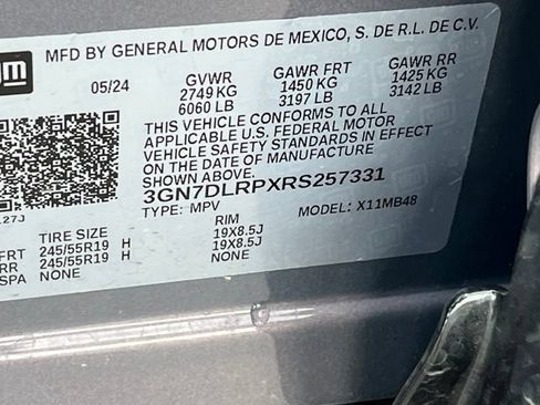 Used 2024 Chevrolet Equinox EV LT FWD image 37