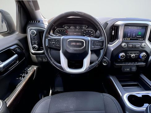 Used 2021 GMC Sierra 1500 Elevation w/ X31 Off-Road Package AWD/4WD image 8