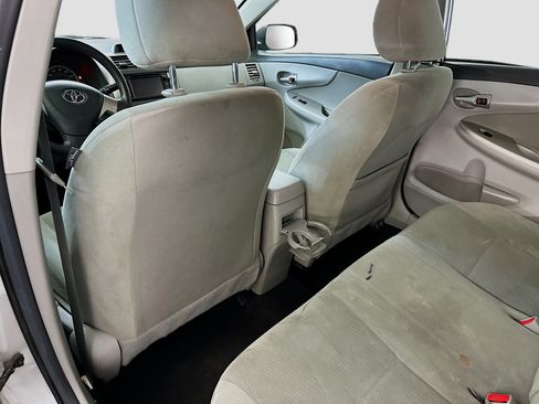 Used 2013 Toyota Corolla LE image 26