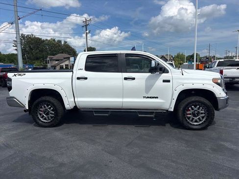 Used 2019 Toyota Tundra SR5 w/ SR5 Upgrade Package AWD/4WD image 2