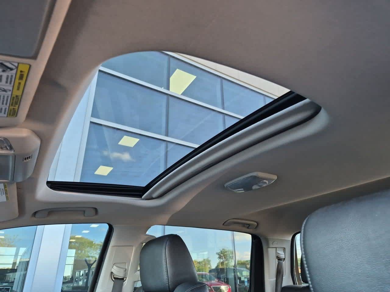 Used 2018 Toyota Tundra Limited w/ Limited Premium Package AWD/4WD image 19