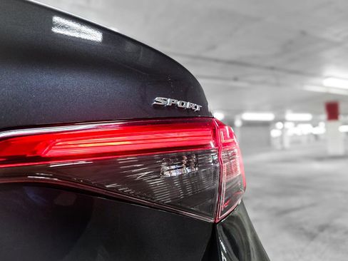 Used 2024 Honda Civic Sport image 10