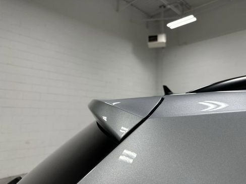 Used 2021 Volkswagen Tiguan SE image 23