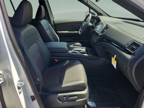 New 2026 Honda Ridgeline Black Edition image 18