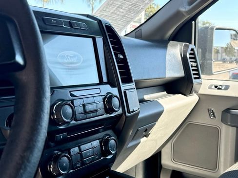 Used 2017 Ford F150 XL w/ Equipment Group 101A Mid image 18