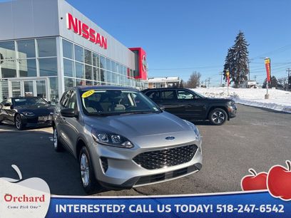 Used 2022 Ford Escape SE w/ Cold Weather Package