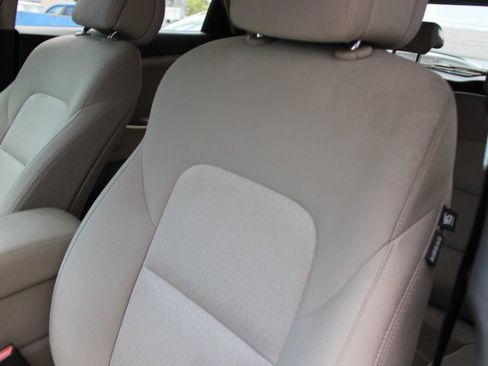 Used 2016 Hyundai Tucson Sport FWD image 16
