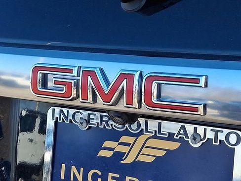 Used 2023 GMC Acadia AT4 w/ Technology Package image 33