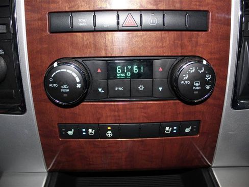 Used 2012 RAM 1500 Laramie AWD/4WD image 20