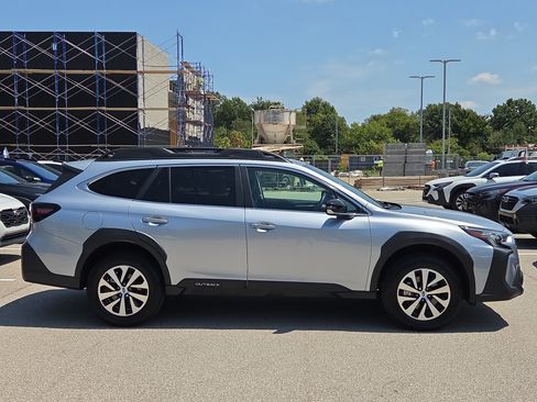 Certified 2024 Subaru Outback Premium AWD/4WD image 2
