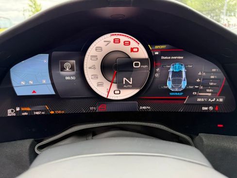 Used 2021 Ferrari Roma RWD image 27