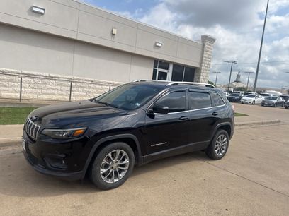 Used 2019 Jeep Cherokee Latitude Plus