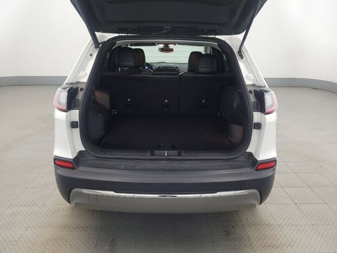 Used 2020 Jeep Cherokee Limited image 29