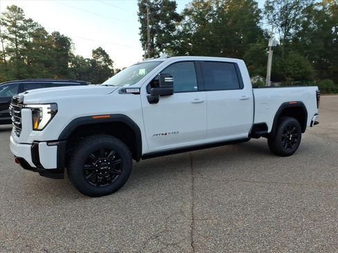 New 2026 GMC Sierra 2500 AT4 w/ AT4 Premium Plus Package image 3