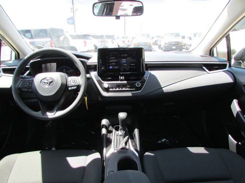 Used 2026 Toyota Corolla LE FWD image 21