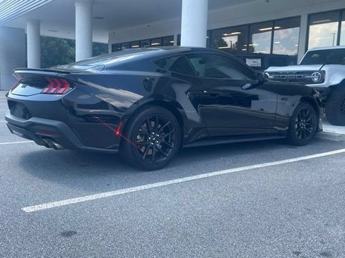 Used 2024 Ford Mustang GT Premium RWD image 5