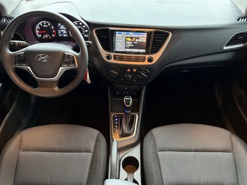 Used 2022 Hyundai Accent SEL image 18