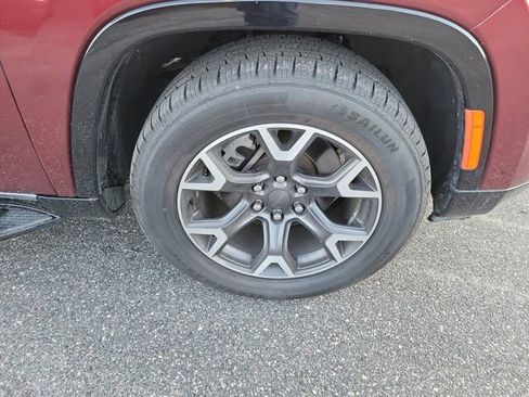 Used 2023 Jeep Wagoneer L Series III w/ Preferred Equipment Group image 6