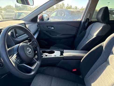Used 2023 Nissan Rogue SV FWD image 19