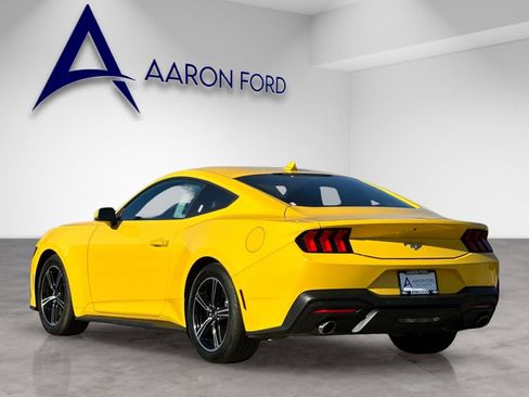 Used 2024 Ford Mustang Premium RWD image 4