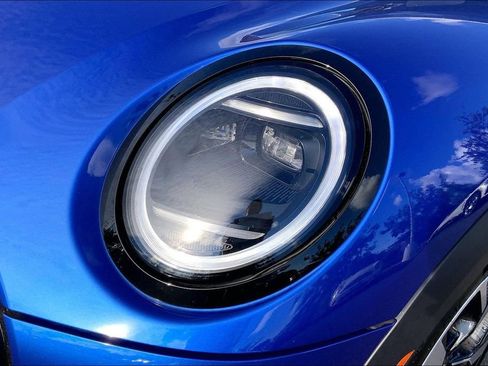 Certified 2025 MINI Cooper S image 29