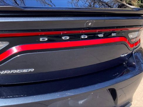 Used 2019 Dodge Charger GT image 31