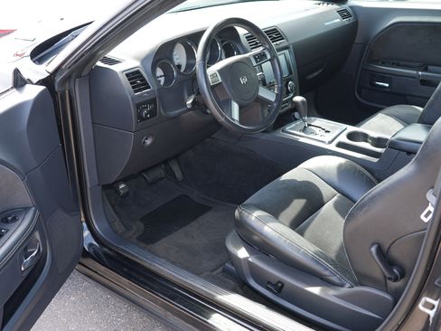 Used 2008 Dodge Challenger SRT8 RWD image 19