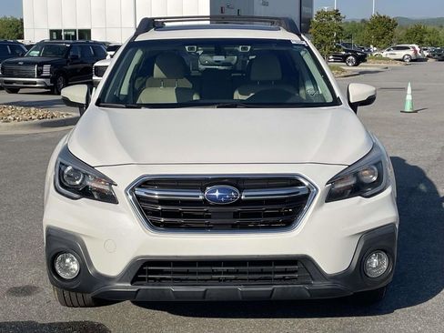 Used 2018 Subaru Outback 2.5i Limited AWD/4WD image 25