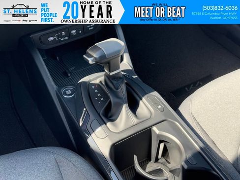 Used 2025 Kia K4 EX image 28