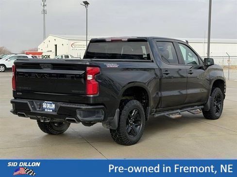 Certified 2021 Chevrolet Silverado 1500 Custom Trail Boss w/ Midnight Edition AWD/4WD image 4