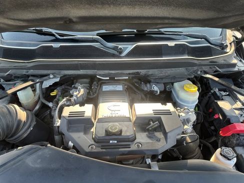 Certified 2019 RAM 2500 Laramie AWD/4WD image 13