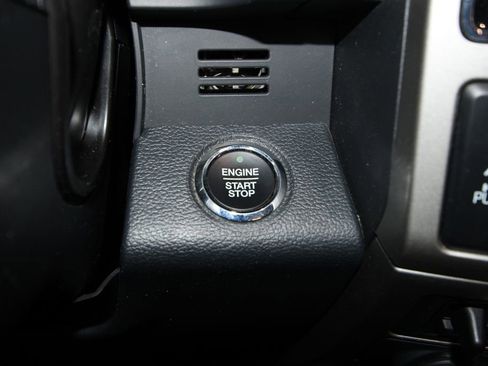 Used 2022 Ford F250 Lariat w/ Lariat Ultimate Package image 16