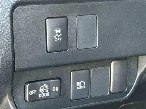 Used 2022 Toyota Tacoma SR w/ SR Convenience Package image 22