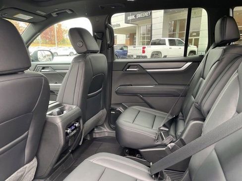 New 2026 GMC Acadia Elevation w/ Elevation Premium Package image 15