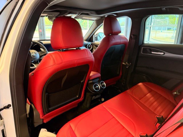 New 2026 Alfa Romeo Stelvio Sprint AWD/4WD image 12