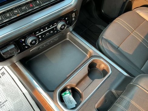 Certified 2024 Chevrolet Silverado 3500 High Country w/ High Country Premium Package AWD/4WD image 18