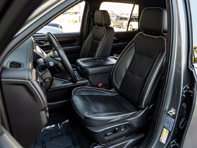 Used 2021 Chevrolet Tahoe Premier AWD/4WD image 14