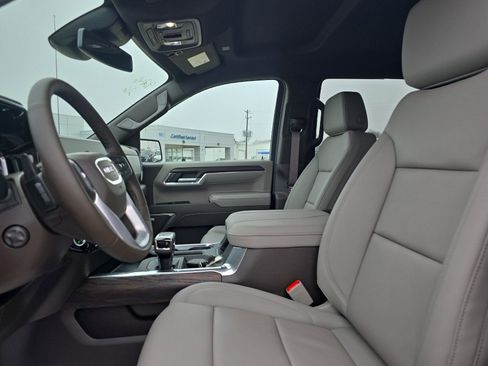 New 2026 GMC Sierra 1500 SLT w/ SLT Premium Package image 22
